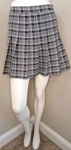 Pleated School Girl Grey Skirt Size L W/ Underneath Shorts - Picture 1 of 8