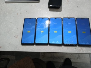 TCL 306 6102H Black Smart Phone X 5 Working. Back To Reset. Broken Screens  - Picture 1 of 2