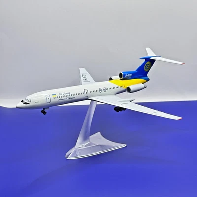 Tupolev Tu-154 Air Ukraine | Reg: UR-85707 | 1:200 Scale Plastic Model | NEW - Image 1 of 4