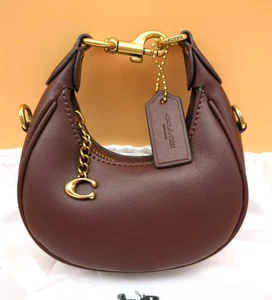 CR508 Coach braune Jonie 2-Wege Umhängetasche Mini Tasche Leder Outlet Produkte Neu mit Etikett - Bild 1 von 12