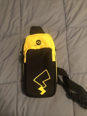 Bandolera de viaje Pokemon Pikachu Nintendo Switch bolsa de almacenamiento Foto 1 de 3