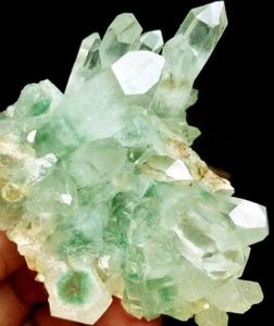 147g Himalayan Phantom 'Green Ghost' Lemuria QUARTZ Crystal Point &Pyramid q788 - Picture 1 of 6