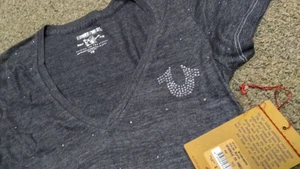 True Religion Women's Sparkle V-neck Short Sleeve T-shirt Black Tri-blend Stones - Picture 1 of 5