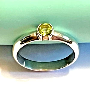 Vintage Tiffany & Co Sterling Silver Green Peridot Stacking Band Ring Size 5.25 - Picture 1 of 12