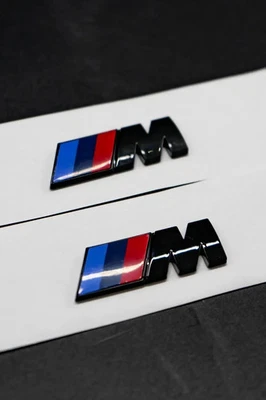 2x BMW M Sport Emblem Gloss Black Sticker Side Wing Fender Badge 45x15mm - Image 1 of 4