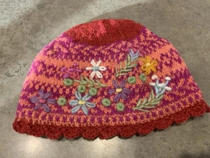 Lost Horizons Wollmütze Beanie gefüttert rosa bestickt Blumen Made in Nepal - Bild 1 von 5