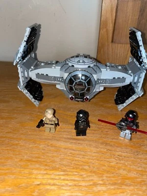 LEGO Star Wars TIE Advanced Prototype 75082 with Inquisitor - Image 1 of 4