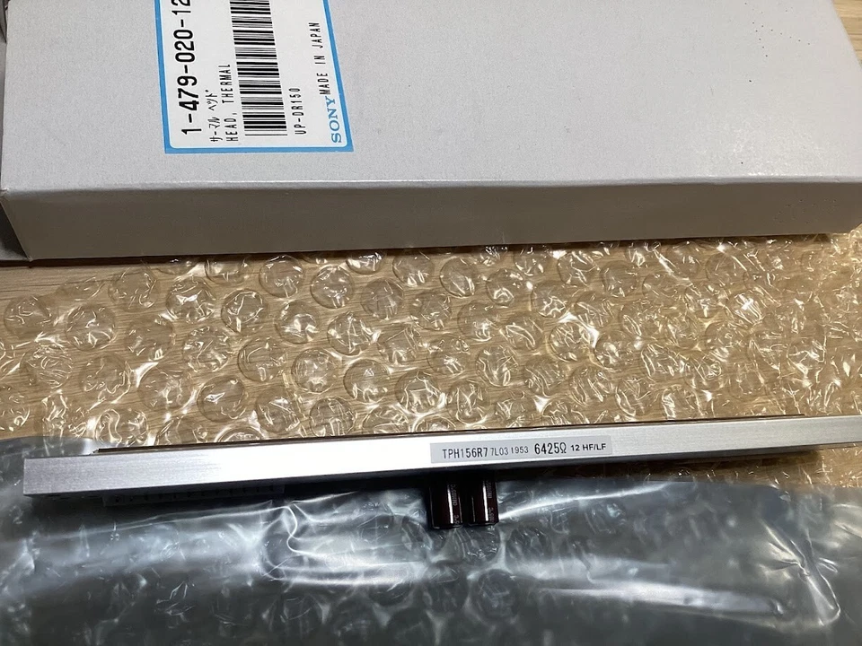 Cabezal de impresión térmico Sony 1-479-020-12 para UP-DR150 nuevo y original Foto 1 de 3