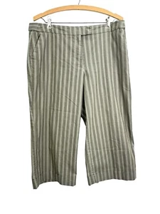 Pantalones capri New York & Co para mujer talla 12 rayas verdes con puños, bolsillos, elásticos - Imagen 1 de 14