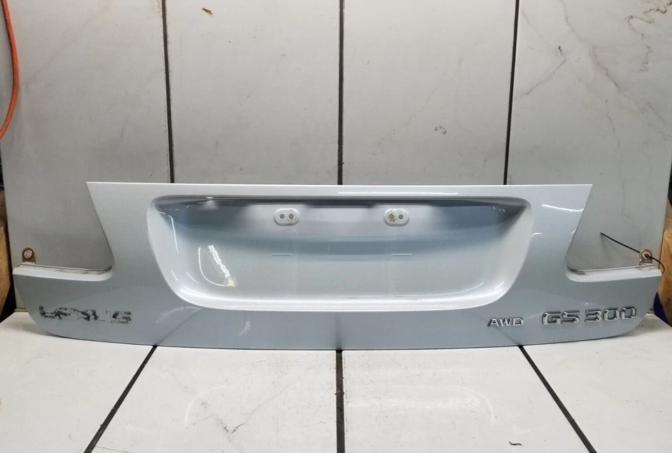 Lexus GS300 2006 panel de acabado trasero de maletero Foto 1 de 4