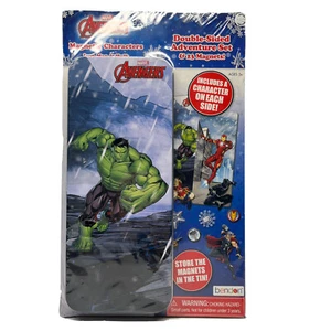 Marvel Avengers Magnetic Doubled-Sided Adventure Set & 23 Magnets Iron Man HULK - Picture 1 of 3