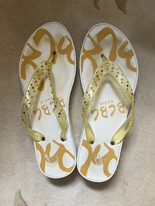 BCBG Paris Platform Sandals Thongs Yellow & White Rhinestones Size 9 - Picture 1 of 5