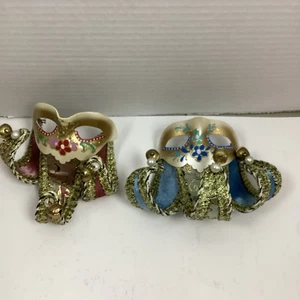 Lote de 2. Adornos Máscara Pintados a Mano Hechos en Venecia Italia 5"x4"x3" Azul y Rosa - Imagen 1 de 9