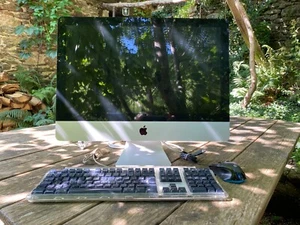 APPLE IMAC 21,5 pouces avec clavier et souris - Photo 1/4