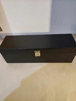 DELUXE WINE WOODEN GIFT BOX WITH 4 ACCESSORIES - Image 1 of 4