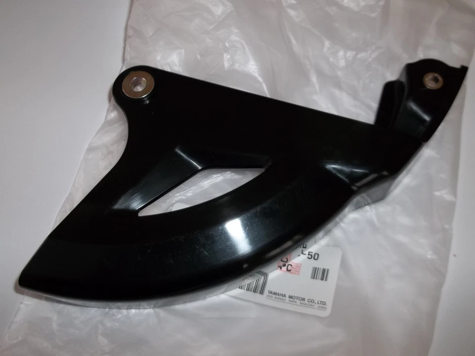 New Rear Black Disc Guard Yamaha YZ 125 250 250F 450F 400F 426F WR YZ250F YZ450F - Image 1 of 1