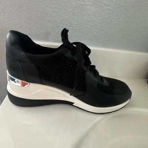 DKNY Rhinestone Lace Up Wedge Sneaker Black Size 10 - Picture 1 of 6