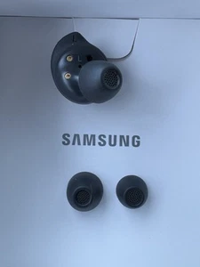 Graphite Samsung Galaxy Buds FE Wireless Earbud LEFT SIDE ONLY - SM-R400 - Picture 1 of 2