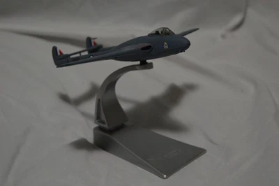 Corgi Aviation Archive De Havilland Vampire FB.5-112 Sqn. Escala 1:72 AA37303 Foto 1 de 4