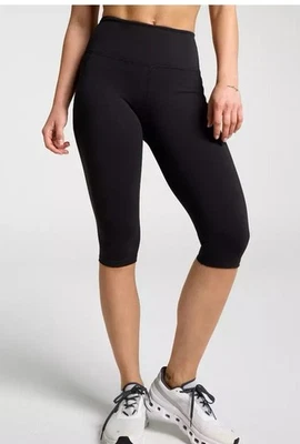 DSG Women’s Momentum Crop Size L Tan - Image 1 of 2