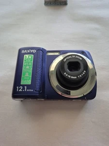 Sanyo VPC-S120 Digital Camera - Picture 1 of 5