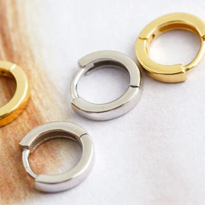 Orecchini Huggie Cerchio Quadrati Argento Sterling 925 Semplici Uomo Donna A1592 - Foto 1 di 23