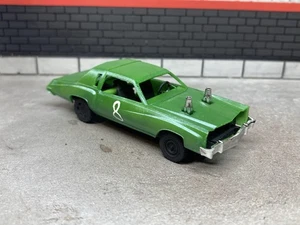 Coche derby de demolición Monte Carlo 1973 impreso en 3D escala 1/64 para diorama diecast - Imagen 1 de 15
