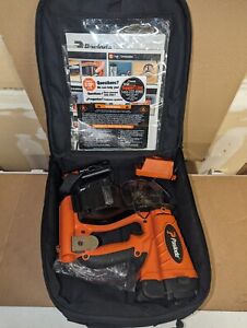 Paslode 904500 CR175-C  Cordless Roofing Coil Nailer KIT Roofer's Choice