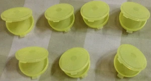 Tupperware Mini Portapillole a Conchiglia Rotondo Tascabili Contenitori Set 7 Giallo Nuovo - Foto 1 di 2
