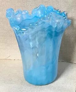 Blue Ripple Swirl Kunstglas Vase gewellter asymmetrischer Rand irisierend Coastal - Bild 1 von 8