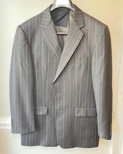 Burberry London Men's Kensington Sport Coat Blazer Pinstripe, 100% Wool Size 40R - Picture 1 of 7