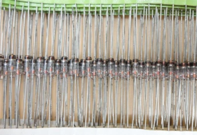 ITT 1N4381 GERMANIUM Ge DETECTOR DIODE IN4381 "USA SELLER" (Qty 1000+) - Image 1 of 4