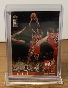 1995 MICHAEL JORDAN CHICAGO BULLS UPPER DECK COLLECTORS CHOICE PLAYERS CLUB #324 - Picture 1 of 4