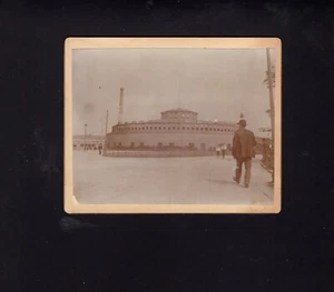 Original Cabinet Card Photograph Of Castle Garden, New York City 1890s - Picture 1 of 2