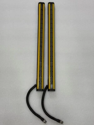 Sick C2C-EA04530A10000 + C2C-SA04530A10000 Safety Light Transmitter +  Receiver - Image 1 of 4