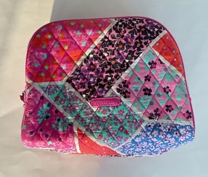 Vera Bradley Large Zip COSMETIC BAG Plastic Lined - Modern Medley - Picture 1 of 6