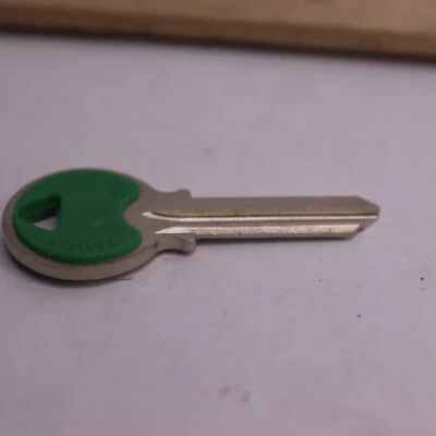 Key Blank Single Sided Y1PC - Image 1 of 4
