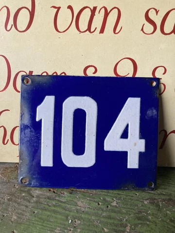 AN ORIGINAL ANTIQUE FRENCH ENAMEL HOUSE NUMBER 104. BARGAIN. PLAQUE. DECOR Cover
