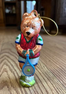 MUNDGEBLASENER TENNISSPIELER GOLD TEDDYBÄR WEIHNACHTSSCHMUCK AUS GLAS MIT SCHLÄGER 013 - Bild 1 von 6