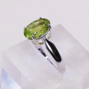 Natural Peridot Gemstone Handmade Cocktail Ring 925 Sterling Silver Ring - Picture 1 of 4