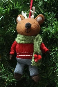 HANDCRAFTED PLUSH WOODLAND REINDEER DRESSED UP w/ SCARF CHRISTMAS TREE ORNAMENT - Picture 1 of 1