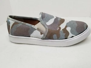 Steve Madden Shoes Gills-C Green Camo Women's Fashion Slip On Sneakers Flats - Picture 1 of 10