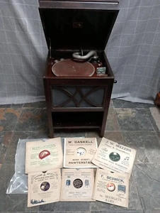 Vintage Hmv Grammophon in einem Mahagoni Schrank  - Bild 1 von 10