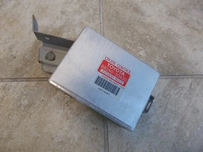 Toyota Celica ST 1.8L Cruise Control Module 5 Speed Trans. 94 95 96 Used OEM - Image 1 of 2