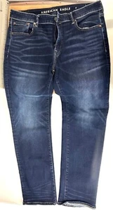 Jeans American Eagle lavado oscuro talla 36x32 - Imagen 1 de 4