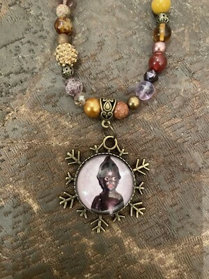 Muñeca Kewpie Negra Retro Colgante Bronce Celestial Collar de Cuentas de Cristal de Jaspe Foto 1 de 3