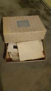 Briefmarken Welt auf und FF Papier alle ungeprüft im Karton - Bild 1 von 9