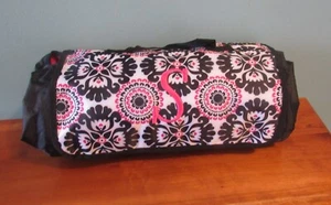 31 THIRTY-ONE LETTER S ABOUT TOWN BLEACHER ROLL UP BLANKET POP MEDALLION - Picture 1 of 1