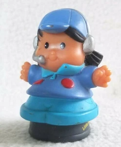 Fisher Price ~ Little People Helicopter Pilot ~ From Discovery Airport Set~ 2001 - Picture 1 of 4
