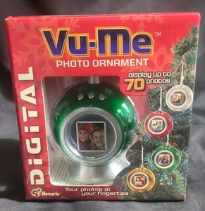 Senario Vu-Me Digital Photo Ornament 1.5" LCD Screen Display up to 70 Photos - Picture 1 of 4